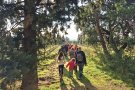 El Grup Iris i Masia Serra caminen per La Marató