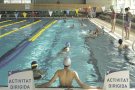Mitjana de 1.950 abonats al mes a la piscina de Roses