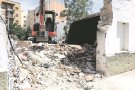 Enderroquen tres cases del carrer Oliva pel seu mal estat