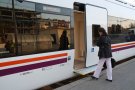 Junts demana a l’Estat quan té previst reparar les vies del tren