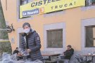 Cistella estableix un punt de venda de mascaretes per col·laborar amb la Marató de TV3