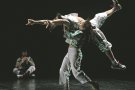 La dansa i el moviment arriben als carrers de Figueres