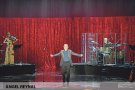 Joan Manuel Serrat i Monica Bellucci captiven Peralada