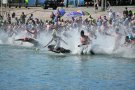 Més de mig miler de participants a la Travessa de Natació de l'Escala