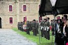 Uns 300 civils juren bandera al pati d’armes del castell de Sant Ferran en el marc del 12-O