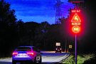 Instal·len cartells lluminosos per prevenir accidents amb fauna
