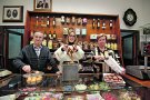 «El que més venem són teules i carquinyolis» 