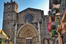 Llums d’espelmes a la basílica de Santa Maria