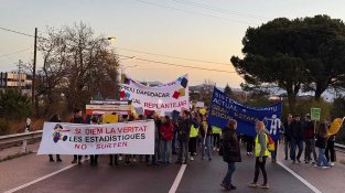 El tall, a l'alçada de la rotonda de Borrassà