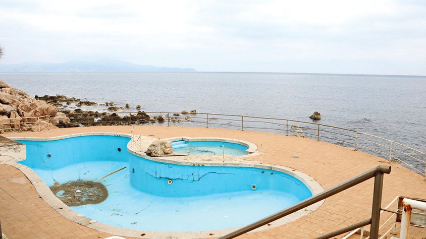 Desencallar el mirador de l’Hotel Voramar