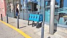 L’hospital instal·la aparcaments de patinets