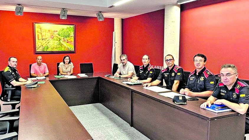 Míriam Lanero es reuneix de manera urgent amb Interior