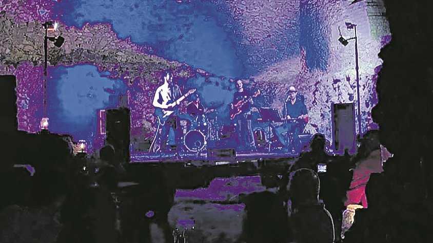Meski i Combo Casino actuen dissabte al cicle Concerts al Castell de Llers 2023 