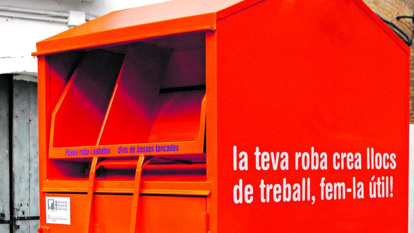 S’instal·la a <a href=