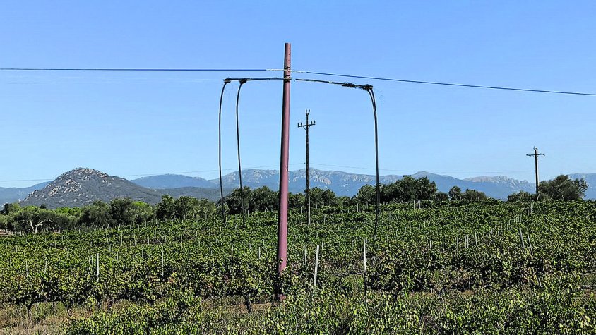 Un robatori deixa Espolla i Rabós 10 dies sense telèfon