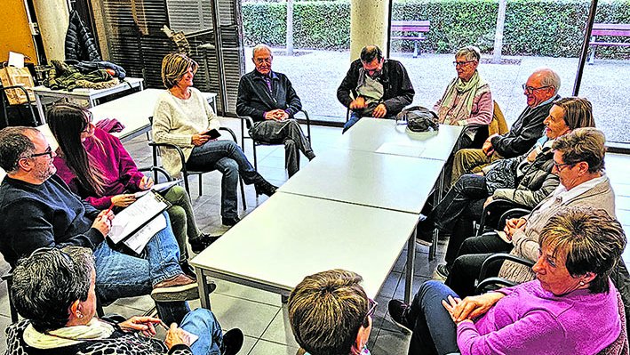 Treballen en el reglament de participació ciutadana