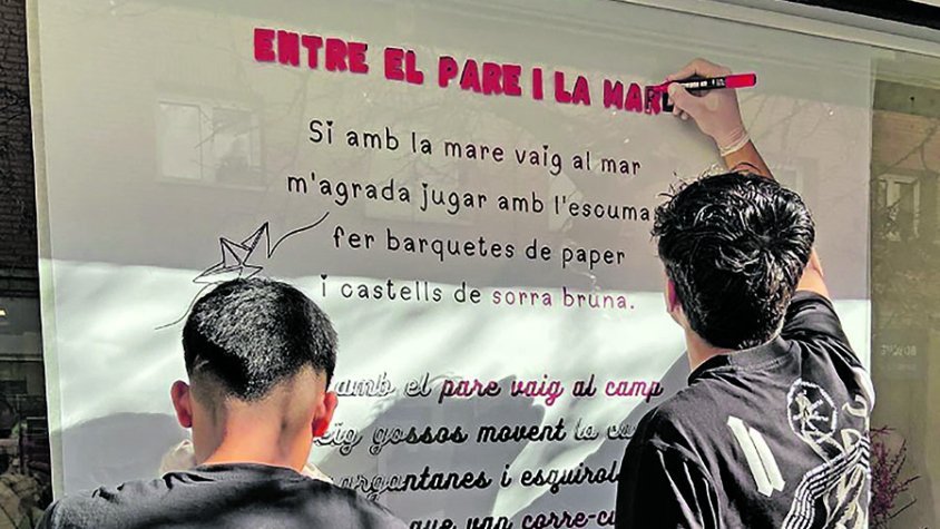 Un mes ple de literatura i poesia