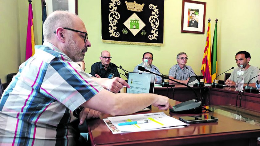 Milloren la sonorització de la sala de plens palauenca