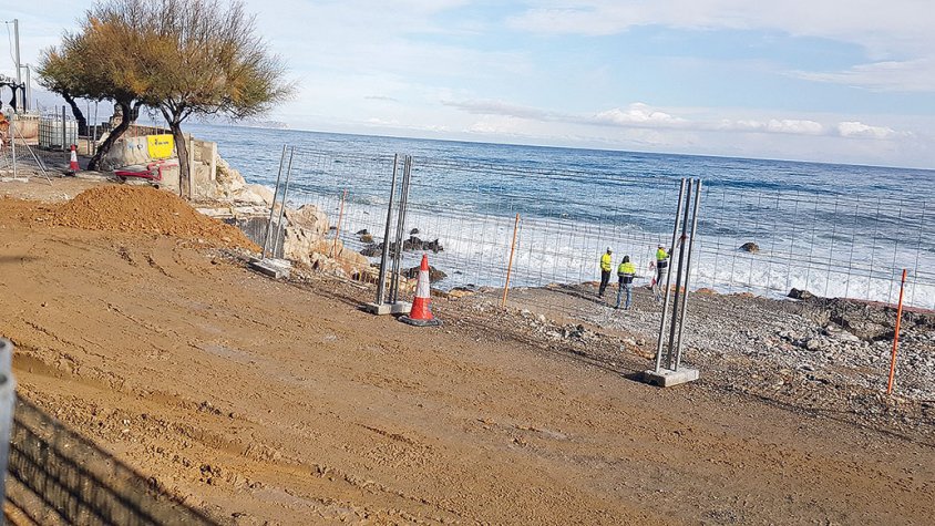 La piscina s’esborra per convertir-se ben aviat en un mirador