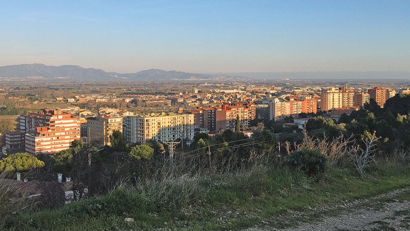 Fregant els 50.000 habitants amb la xifra oficial de 49.960