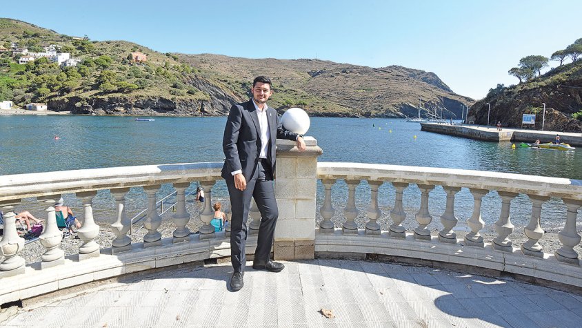 Portbou aconsegueix reduir el deute per sota del 100%
