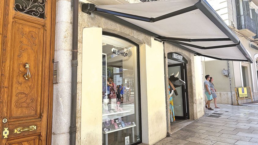 Entra a robar en una botiga del centre i el detenen poc després