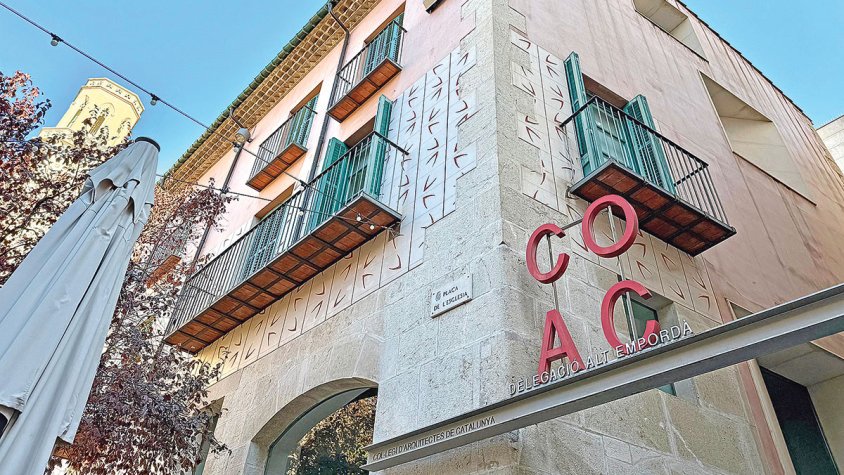 Obren un aula d’estudi al COAC per a estudiants de 12 a 18 anys