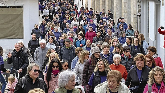 La Cursa de la Dona torna a omplir l’Escala