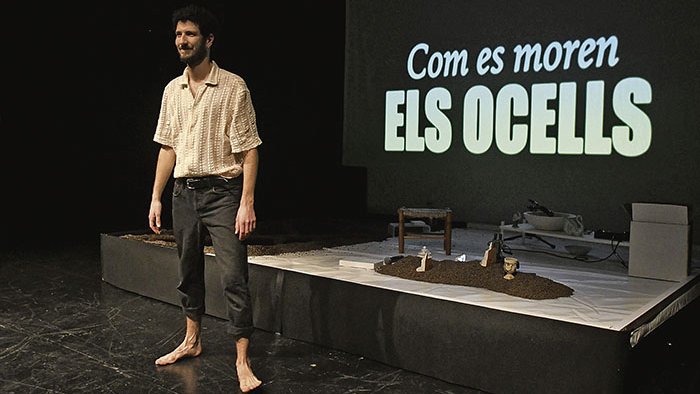 ‘Com es moren els ocells’, la bellesa de l’últim gest