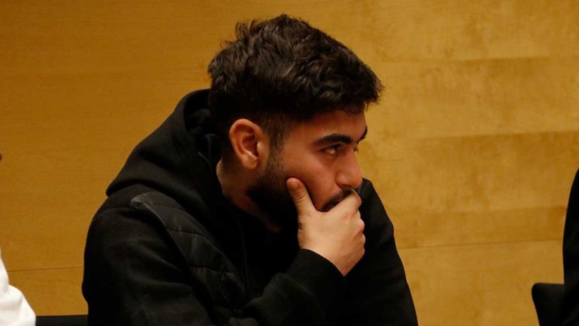 Samed Sozuan durant una de les sessions del judici
