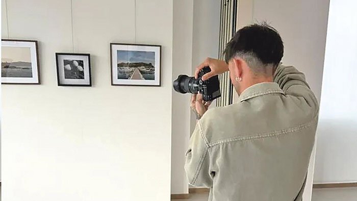 Manu Alarcón captura l’essència i l’extracte de Llançà