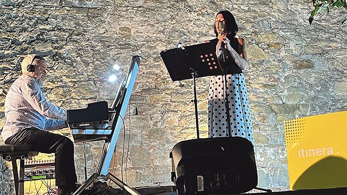 Música transformada als micropobles