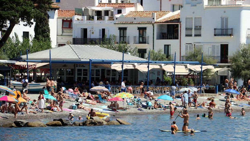 Els fets van passar a la platja Gran en ple mes d'agost