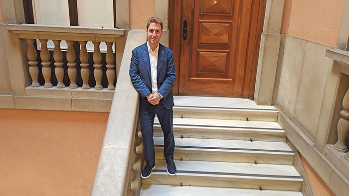«Hi ha qui viu millor fent oposició que gestionant; els toros des de la barrera es veuen molt bé»