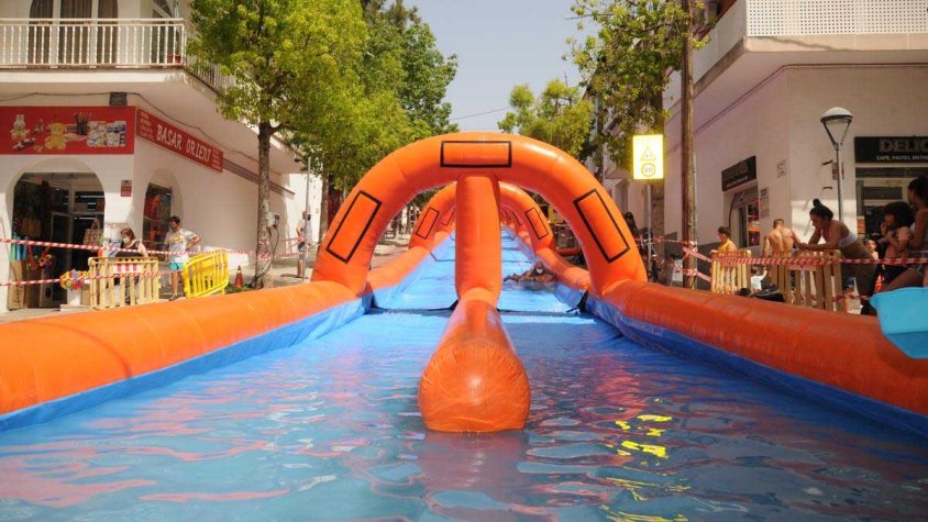 El tobogan aquàtic, gran novetat del Sant Pere ’26